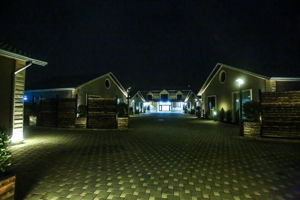 Armada Villa Hotel Zabrat 외부 사진